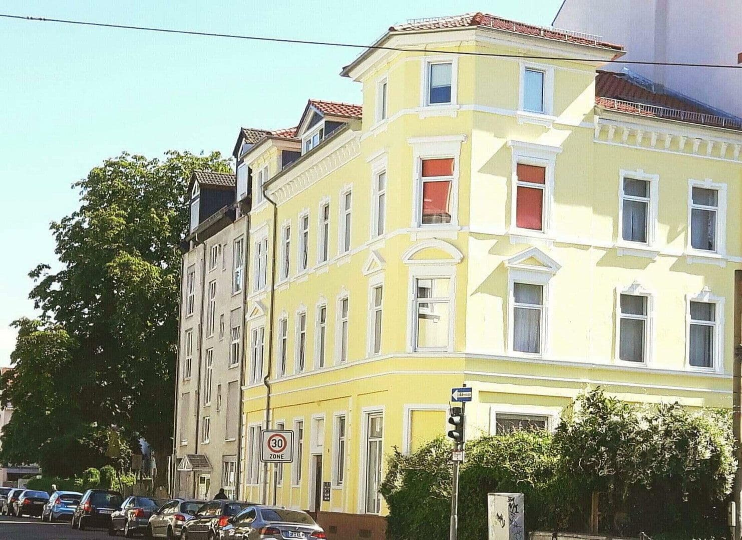 Prodej domu 400 m², pozemek 283 m², Offenbach am Main, Hessen Prodej domu 400 m², pozemek 283 m², Offenbach am Main, Hessen