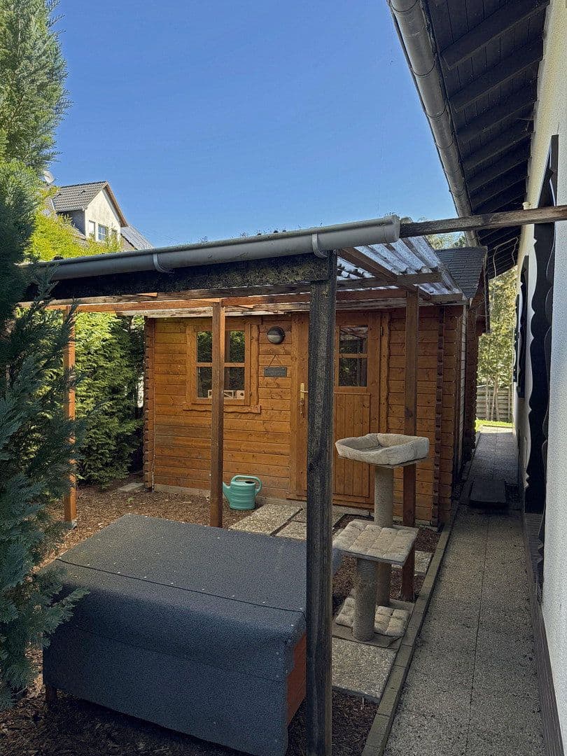 Prodej domu 215 m², pozemek 768 m², Mörsdorf, Porýní-Falc Prodej domu 215 m², pozemek 768 m², Mörsdorf, Porýní-Falc