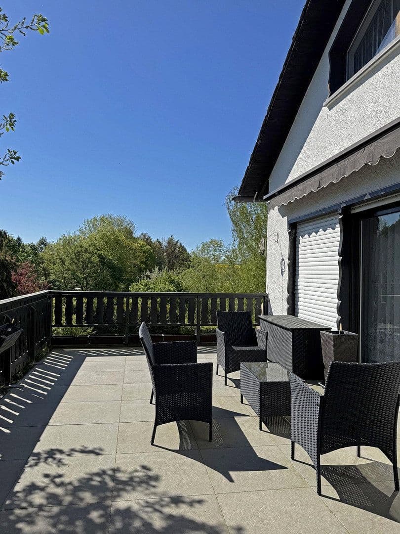 Prodej domu 215 m², pozemek 768 m², Mörsdorf, Porýní-Falc Prodej domu 215 m², pozemek 768 m², Mörsdorf, Porýní-Falc