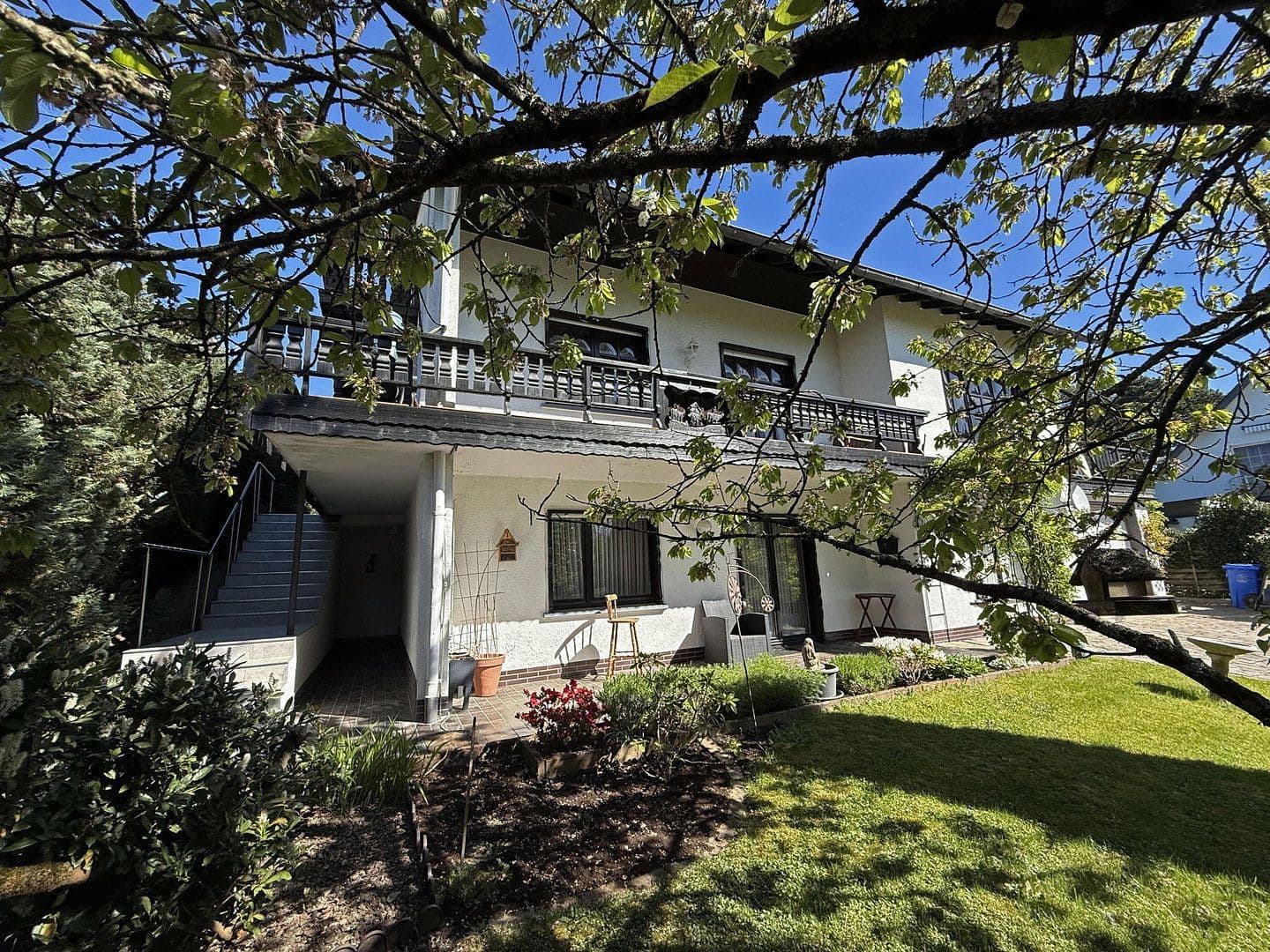 Prodej domu 215 m², pozemek 768 m², Mörsdorf, Porýní-Falc Prodej domu 215 m², pozemek 768 m², Mörsdorf, Porýní-Falc