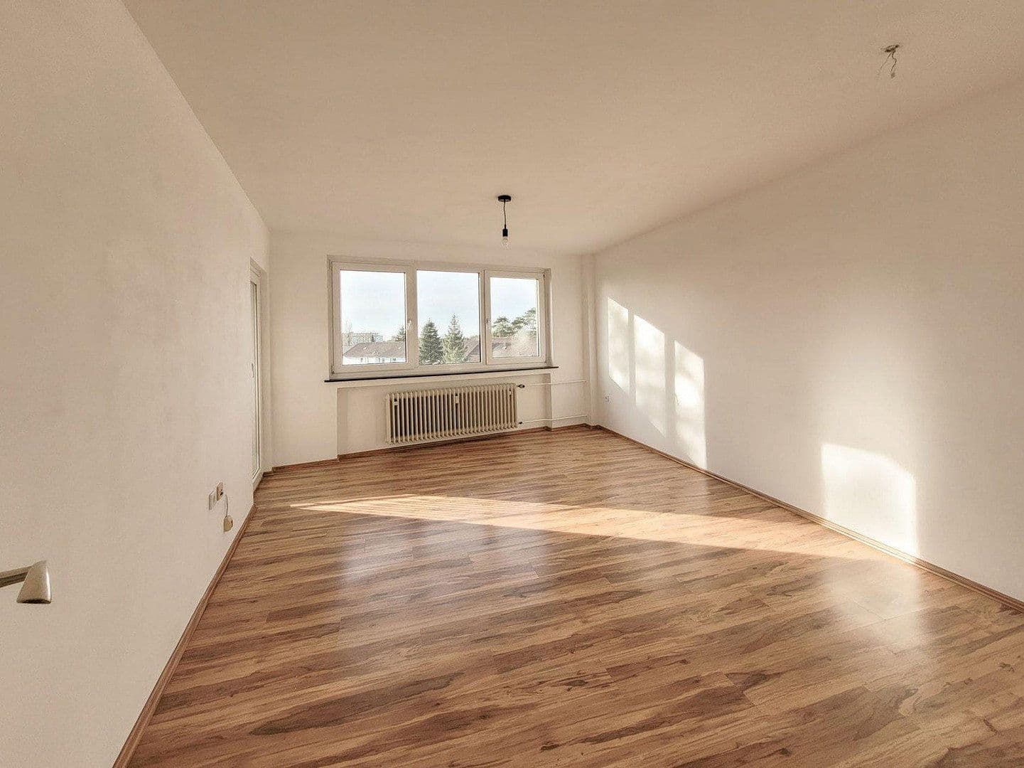 Prodej bytu 2+1 44 m², Bielefeld, Severní Porýní-Vestfálsko Prodej bytu 2+1 44 m², Bielefeld, Severní Porýní-Vestfálsko