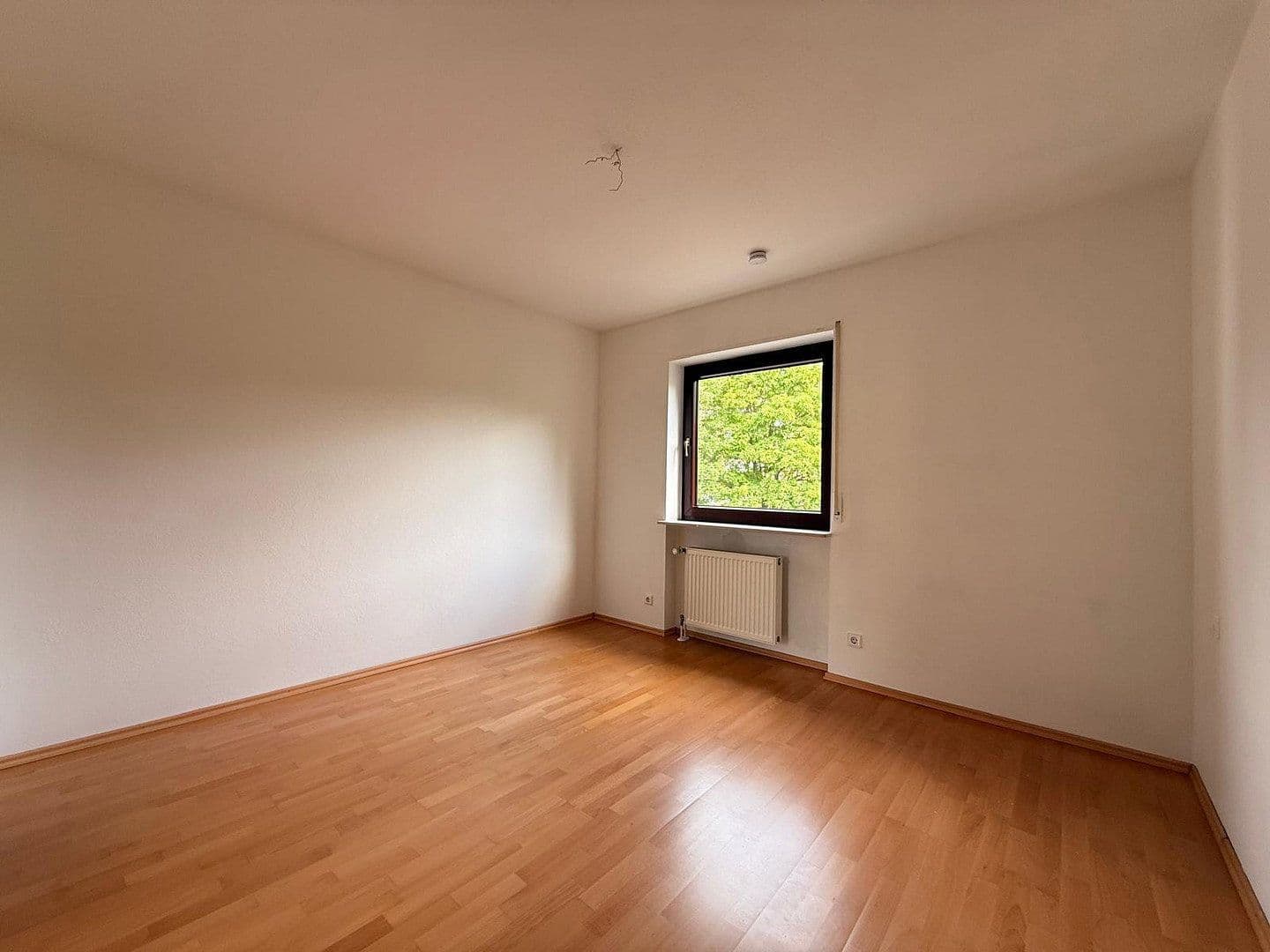 Pronájem bytu 3+1 70 m², Nordbahnstr. 99, Kaiserslautern, Porýní-Falc Pronájem bytu 3+1 70 m², Nordbahnstr. 99, Kaiserslautern, Porýní-Falc