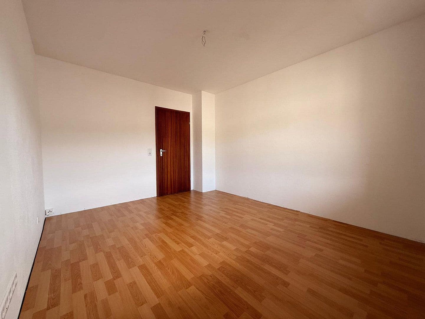Pronájem bytu 3+1 70 m², Nordbahnstr. 99, Kaiserslautern, Porýní-Falc Pronájem bytu 3+1 70 m², Nordbahnstr. 99, Kaiserslautern, Porýní-Falc