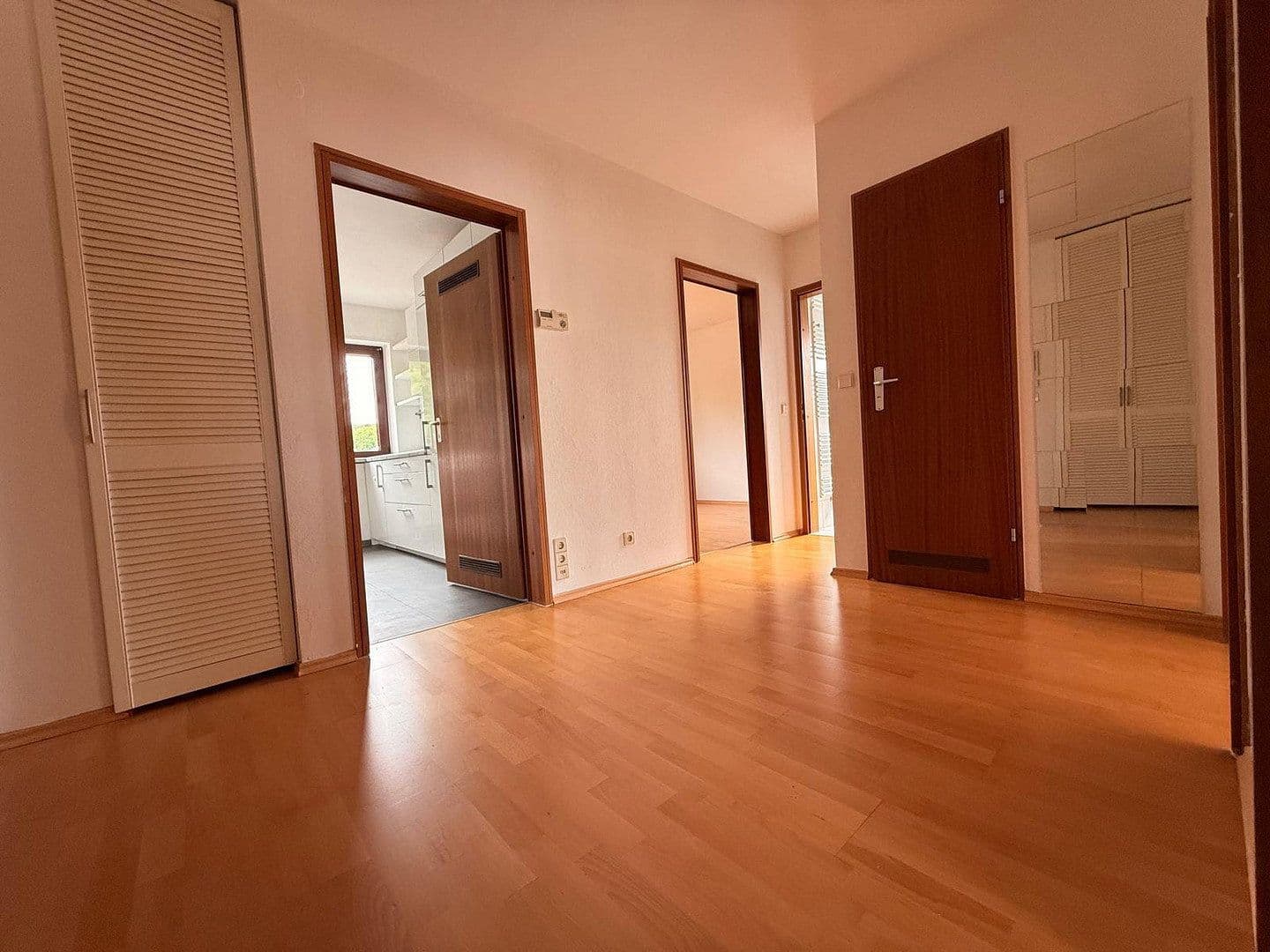 Pronájem bytu 3+1 70 m², Nordbahnstr. 99, Kaiserslautern, Porýní-Falc Pronájem bytu 3+1 70 m², Nordbahnstr. 99, Kaiserslautern, Porýní-Falc
