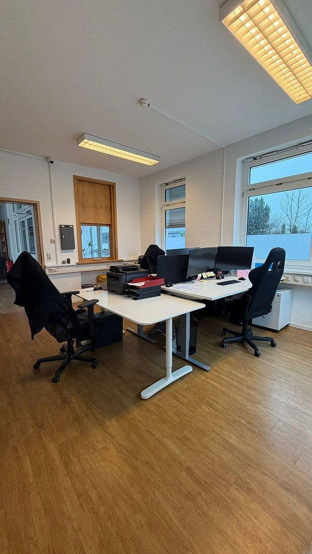 Pronájem kanceláře 932 m², Fußgönheim, Porýní-Falc Pronájem kanceláře 932 m², Fußgönheim, Porýní-Falc