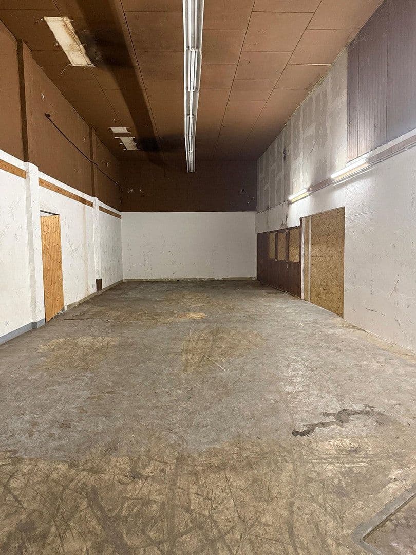 Pronájem nebytového prostoru 115 m², Friedhofstraße 14, Klingenberg am Main, Bavorsko Pronájem nebytového prostoru 115 m², Friedhofstraße 14, Klingenberg am Main, Bavorsko