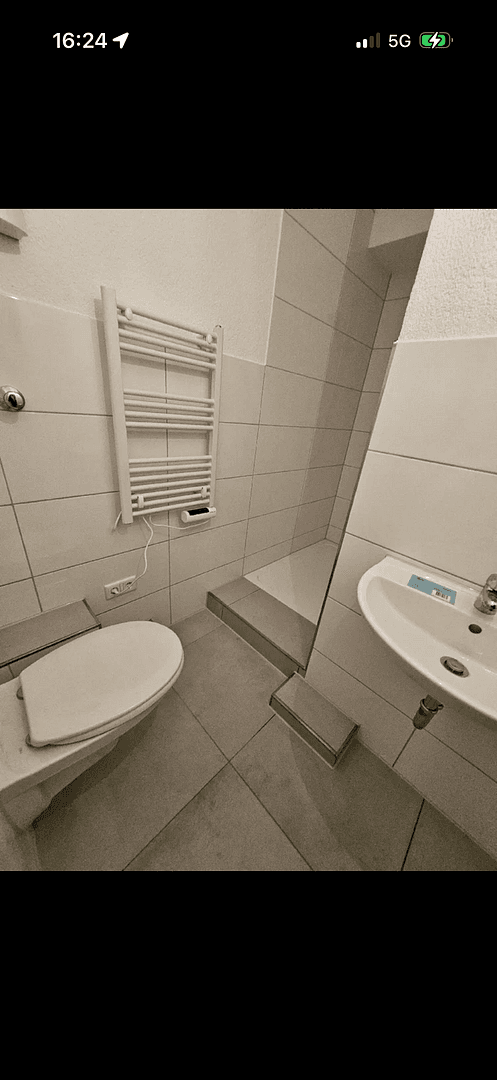 Prodej bytu 2+1 52 m², Am Gemeindebusch 32, Essen, Severní Porýní-Vestfálsko Prodej bytu 2+1 52 m², Am Gemeindebusch 32, Essen, Severní Porýní-Vestfálsko