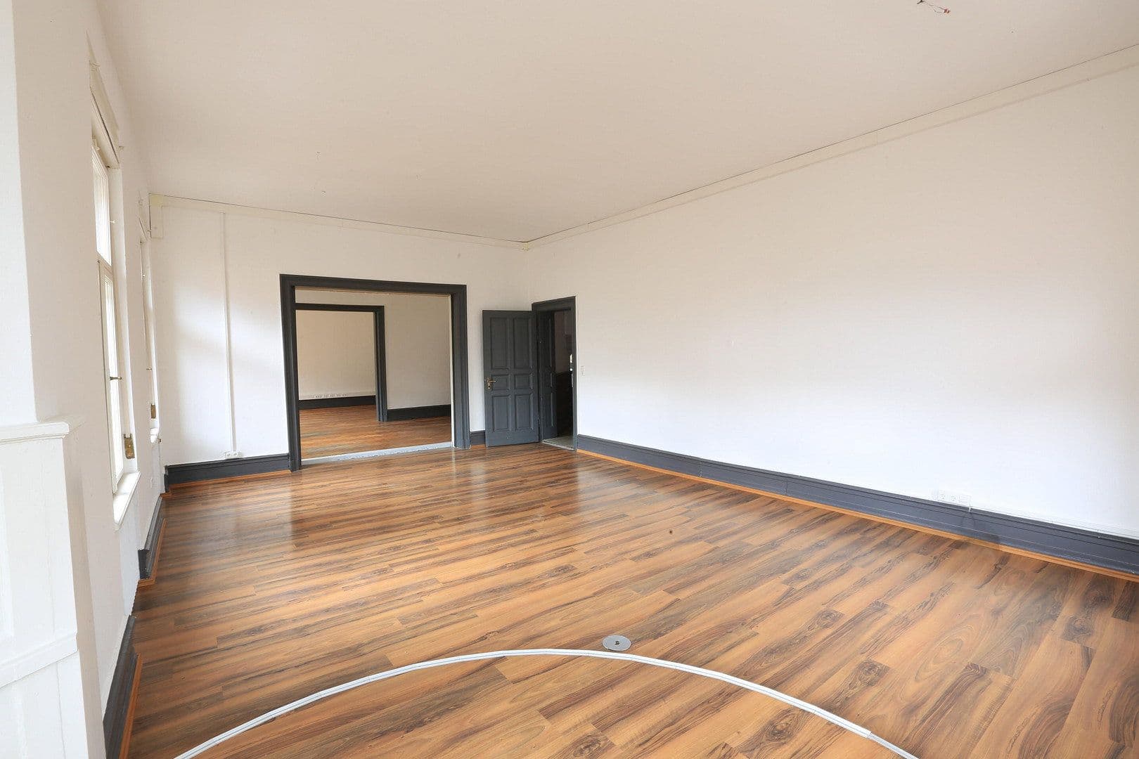 Pronájem kanceláře 321 m², Augsburg, Bavorsko Pronájem kanceláře 321 m², Augsburg, Bavorsko