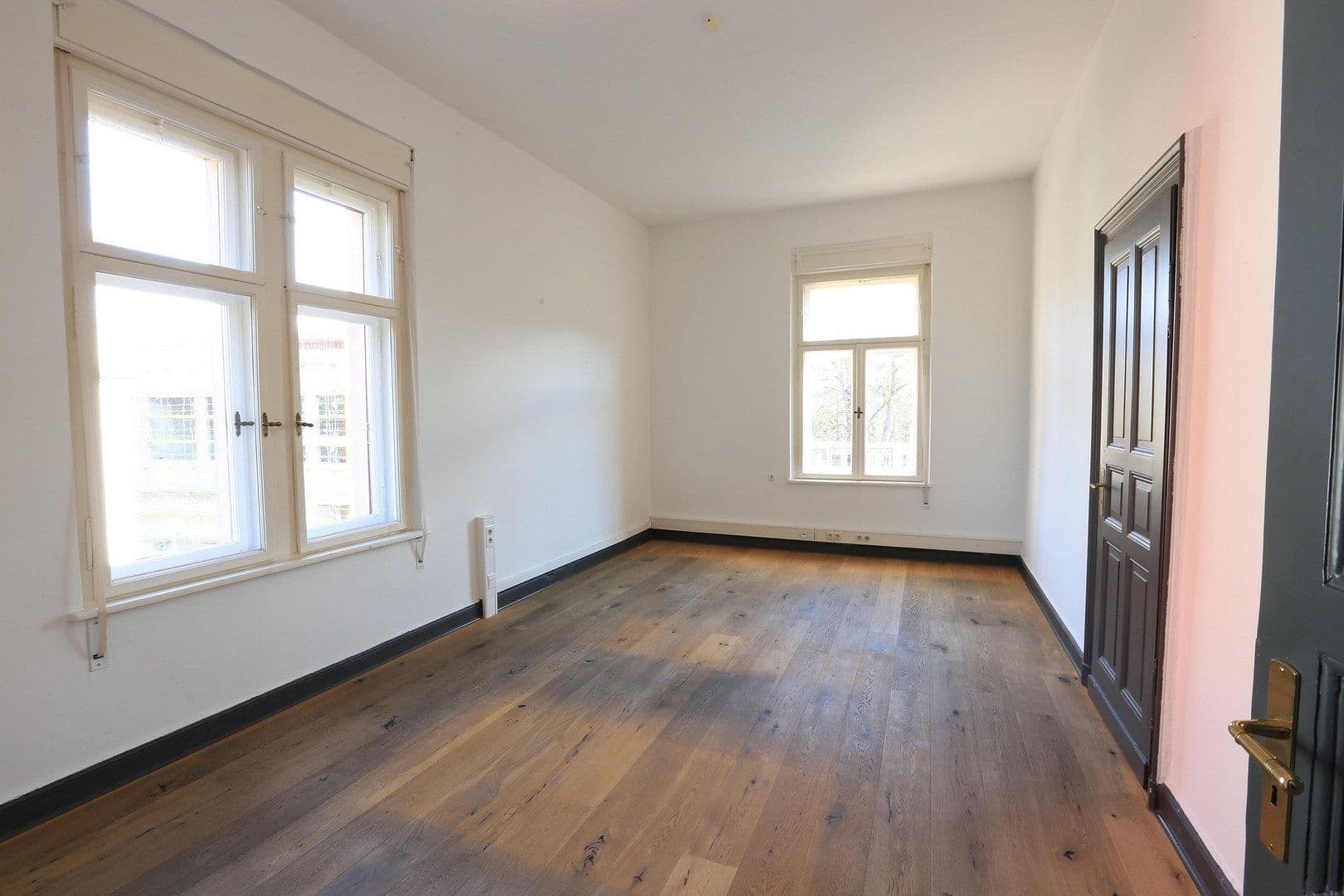 Pronájem kanceláře 321 m², Augsburg, Bavorsko Pronájem kanceláře 321 m², Augsburg, Bavorsko