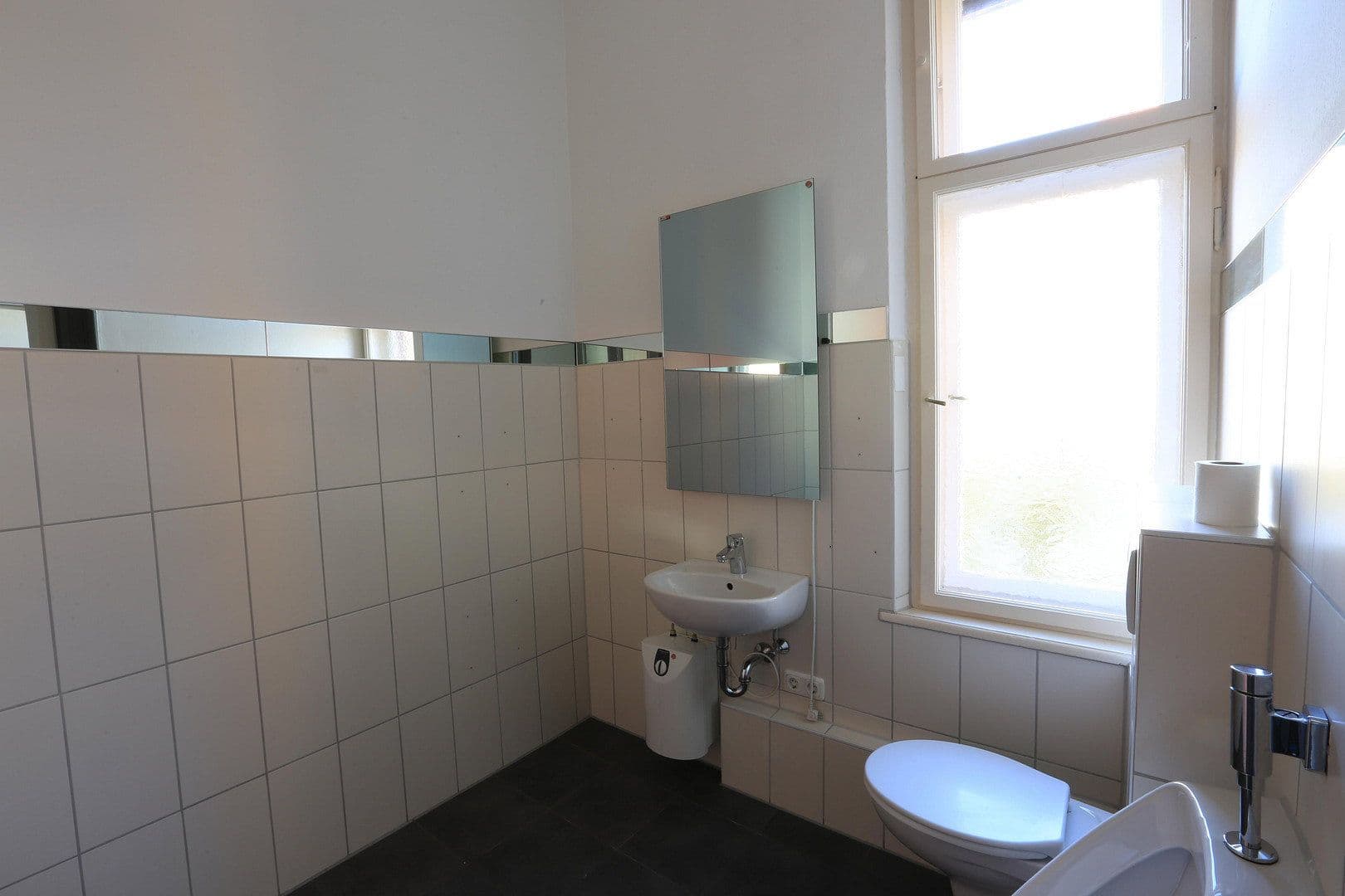 Pronájem kanceláře 321 m², Augsburg, Bavorsko Pronájem kanceláře 321 m², Augsburg, Bavorsko