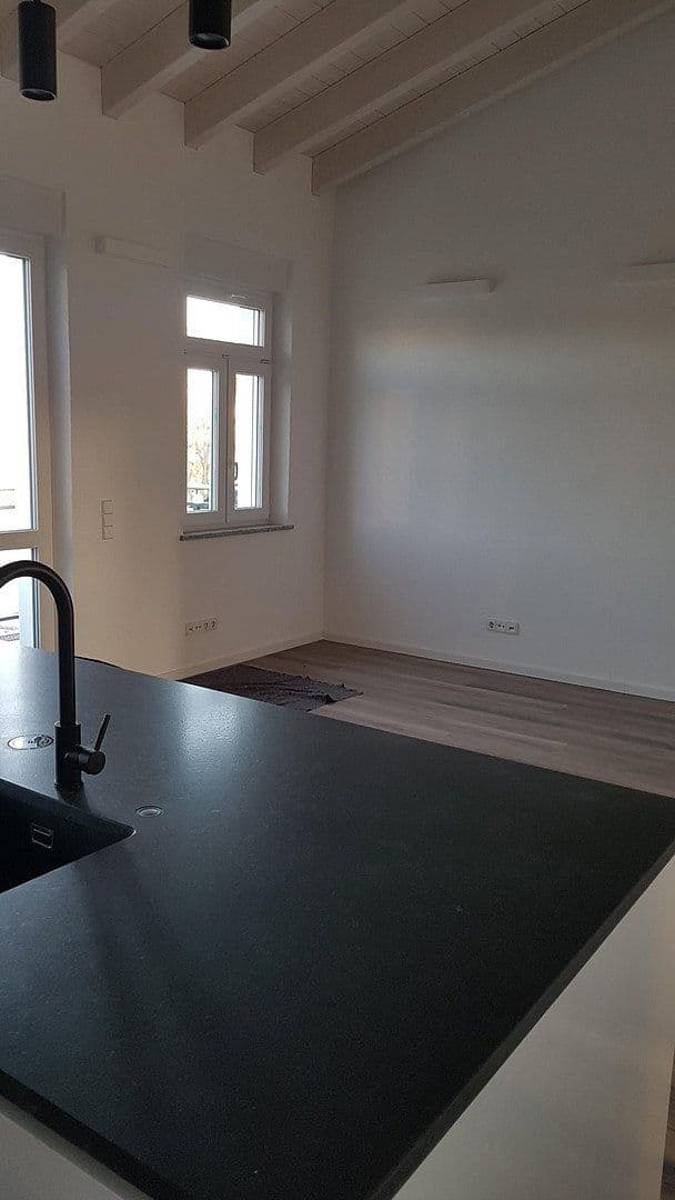 Pronájem bytu 4+1 100 m², Oelsnitzer Str. 19, Hof, Bavorsko Pronájem bytu 4+1 100 m², Oelsnitzer Str. 19, Hof, Bavorsko