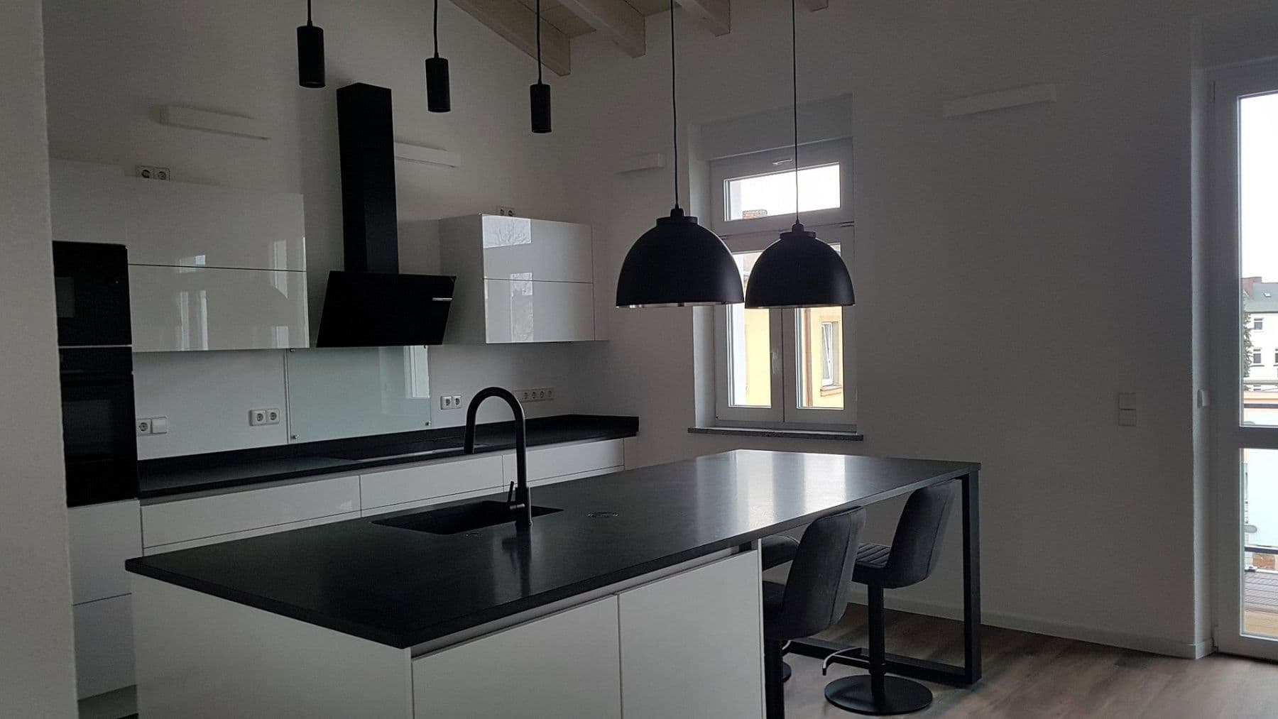 Pronájem bytu 4+1 100 m², Oelsnitzer Str. 19, Hof, Bavorsko Pronájem bytu 4+1 100 m², Oelsnitzer Str. 19, Hof, Bavorsko