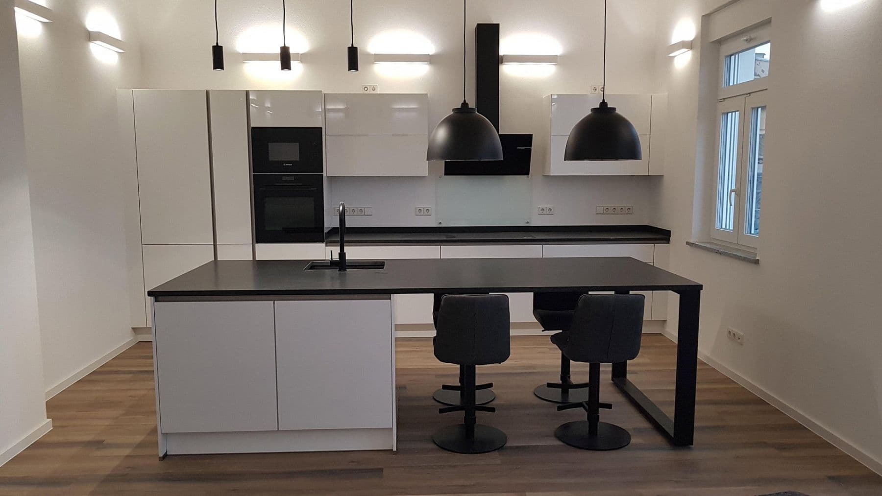 Pronájem bytu 4+1 100 m², Oelsnitzer Str. 19, Hof, Bavorsko Pronájem bytu 4+1 100 m², Oelsnitzer Str. 19, Hof, Bavorsko