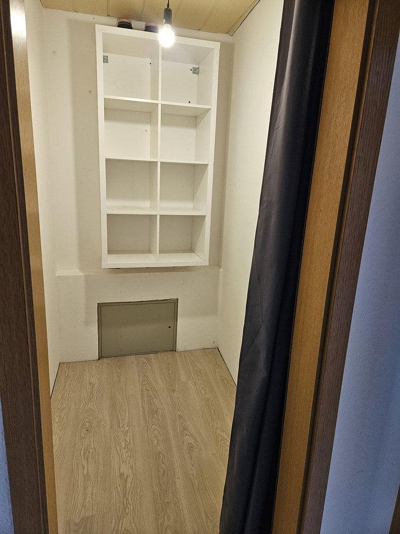 Pronájem bytu 3+1 97 m², Ingelheim am Rhein, Porýní-Falc Pronájem bytu 3+1 97 m², Ingelheim am Rhein, Porýní-Falc