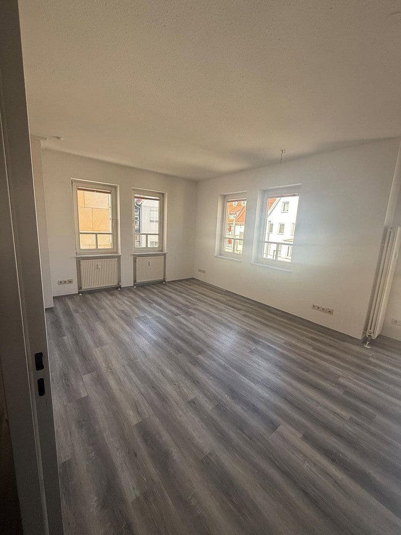 Pronájem bytu 3+1 90 m², Schwabstraße 6, Sigmaringen, Bádensko-Württembersko Pronájem bytu 3+1 90 m², Schwabstraße 6, Sigmaringen, Bádensko-Württembersko