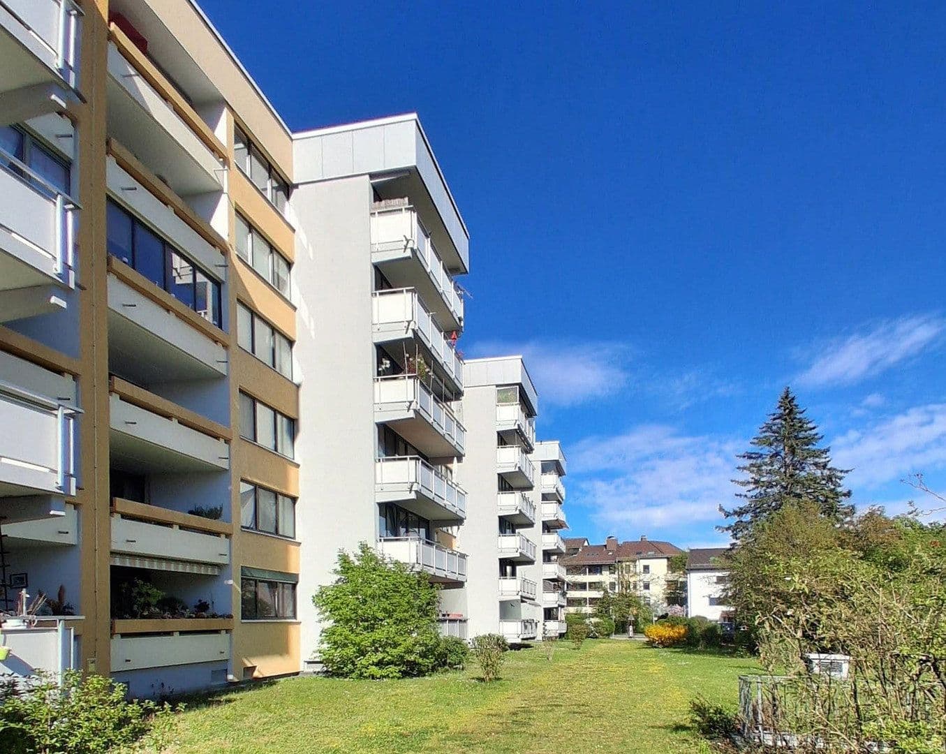 Pronájem bytu 3+1 71 m², Unterhaching München, Bavorsko Pronájem bytu 3+1 71 m², Unterhaching München, Bavorsko