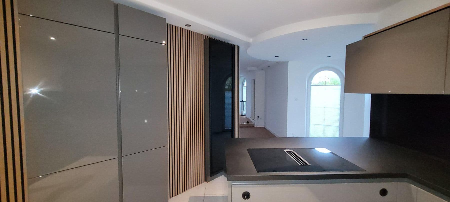 Prodej domu 250 m², pozemek 2.284 m², Schwerin, Mecklenburg-Vorpommern Prodej domu 250 m², pozemek 2.284 m², Schwerin, Mecklenburg-Vorpommern