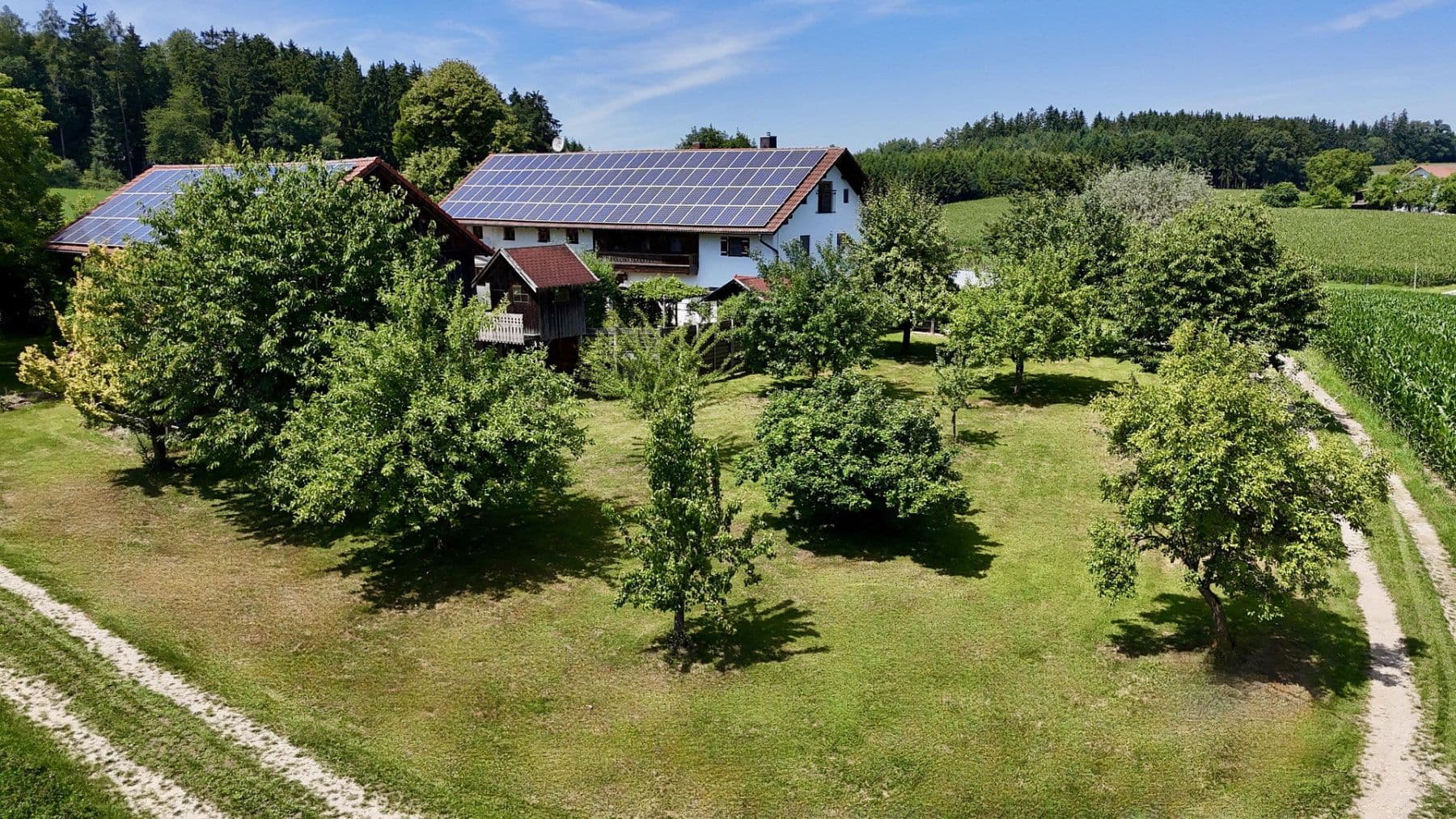 Prodej domu 340 m², pozemek 5.400 m², Massing, Bavorsko Prodej domu 340 m², pozemek 5.400 m², Massing, Bavorsko