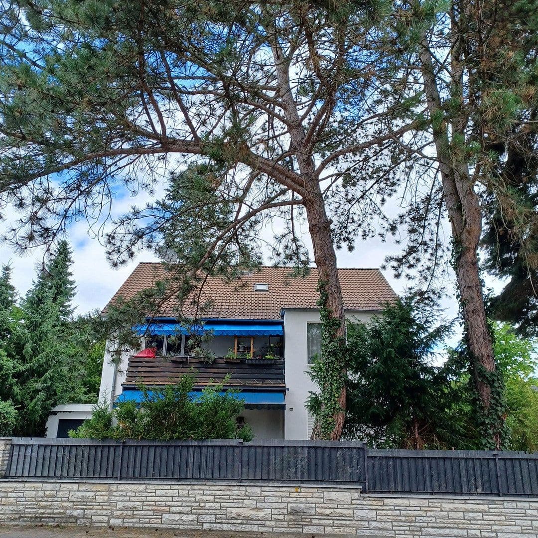 Pronájem bytu 1+1 45 m², Fürth, Bavorsko Pronájem bytu 1+1 45 m², Fürth, Bavorsko