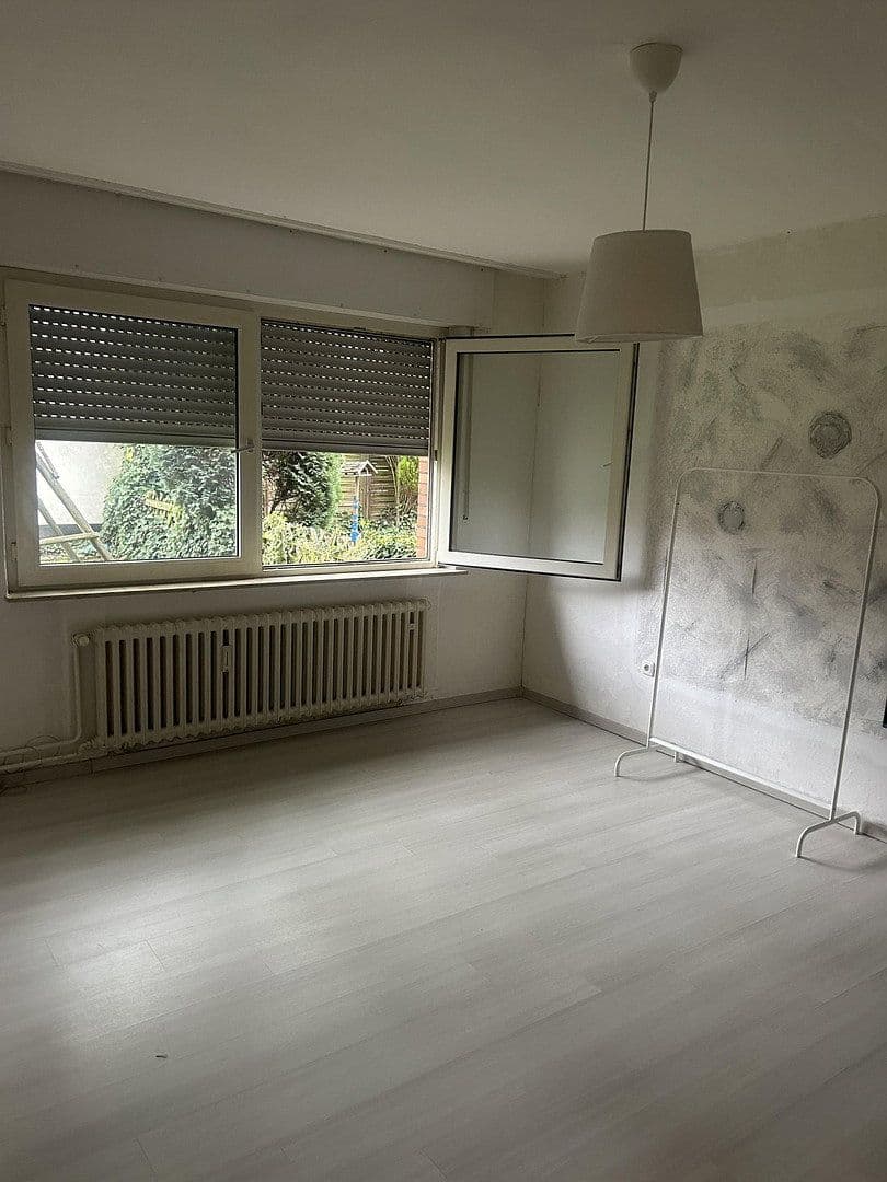 Pronájem bytu 2+kk 63 m², Oberhausen, Severní Porýní-Vestfálsko Pronájem bytu 2+kk 63 m², Oberhausen, Severní Porýní-Vestfálsko