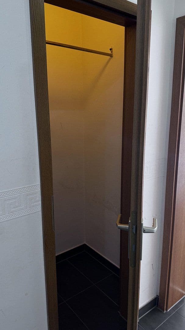 Prodej bytu 2+1 52 m², Erich-Ollenhauer Straße 270a, Wiesbaden, Hessen Prodej bytu 2+1 52 m², Erich-Ollenhauer Straße 270a, Wiesbaden, Hessen