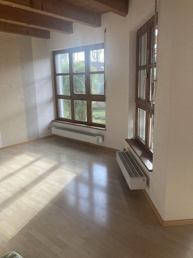 Prodej domu 157 m², pozemek 283 m², Leutkirch im Allgäu, Bádensko-Württembersko Prodej domu 157 m², pozemek 283 m², Leutkirch im Allgäu, Bádensko-Württembersko