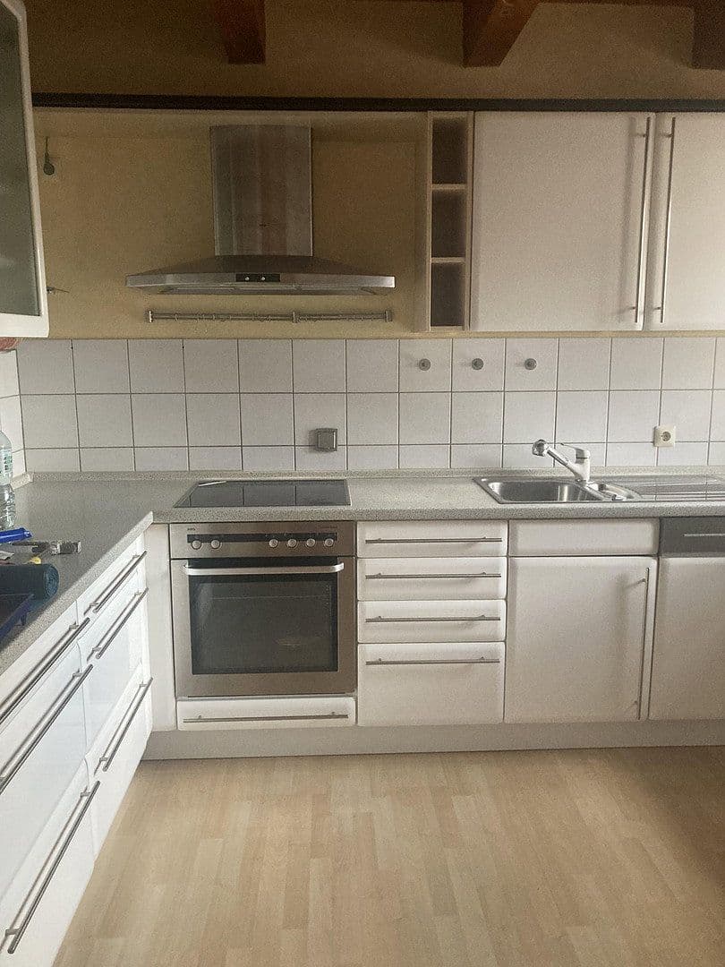 Prodej domu 157 m², pozemek 283 m², Leutkirch im Allgäu, Bádensko-Württembersko Prodej domu 157 m², pozemek 283 m², Leutkirch im Allgäu, Bádensko-Württembersko