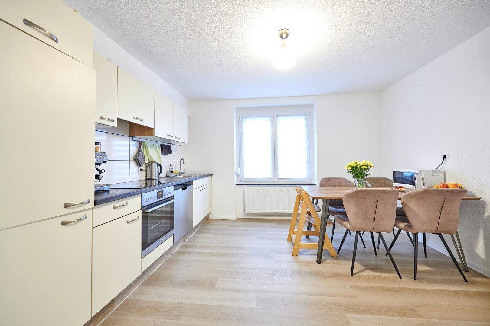 Pronájem bytu 4+1 103 m², Sigmaringen, Bádensko-Württembersko Pronájem bytu 4+1 103 m², Sigmaringen, Bádensko-Württembersko