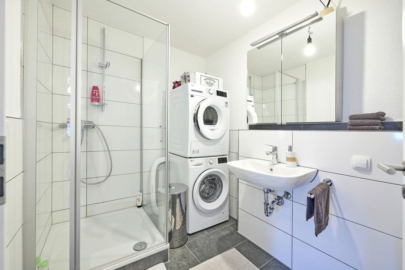 Pronájem bytu 4+1 103 m², Sigmaringen, Bádensko-Württembersko Pronájem bytu 4+1 103 m², Sigmaringen, Bádensko-Württembersko