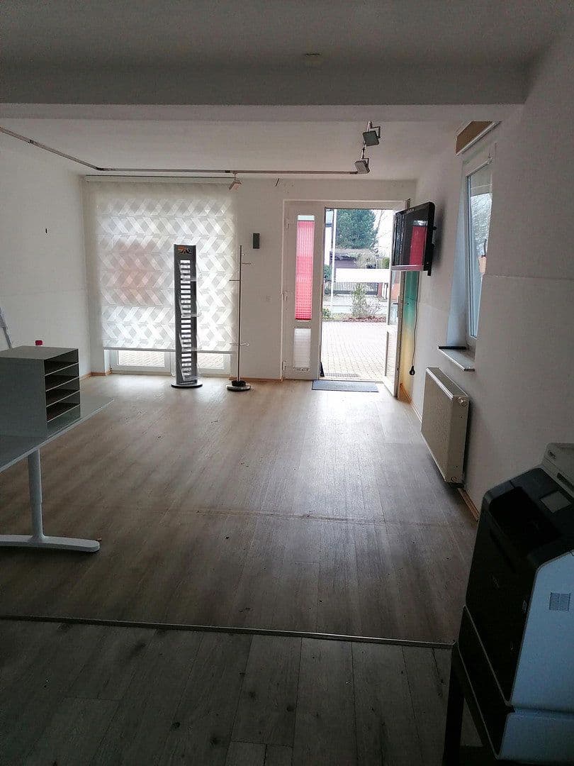 Pronájem kanceláře 90 m², Satowerstraße 75c, Kritzmow, Mecklenburg-Vorpommern Pronájem kanceláře 90 m², Satowerstraße 75c, Kritzmow, Mecklenburg-Vorpommern