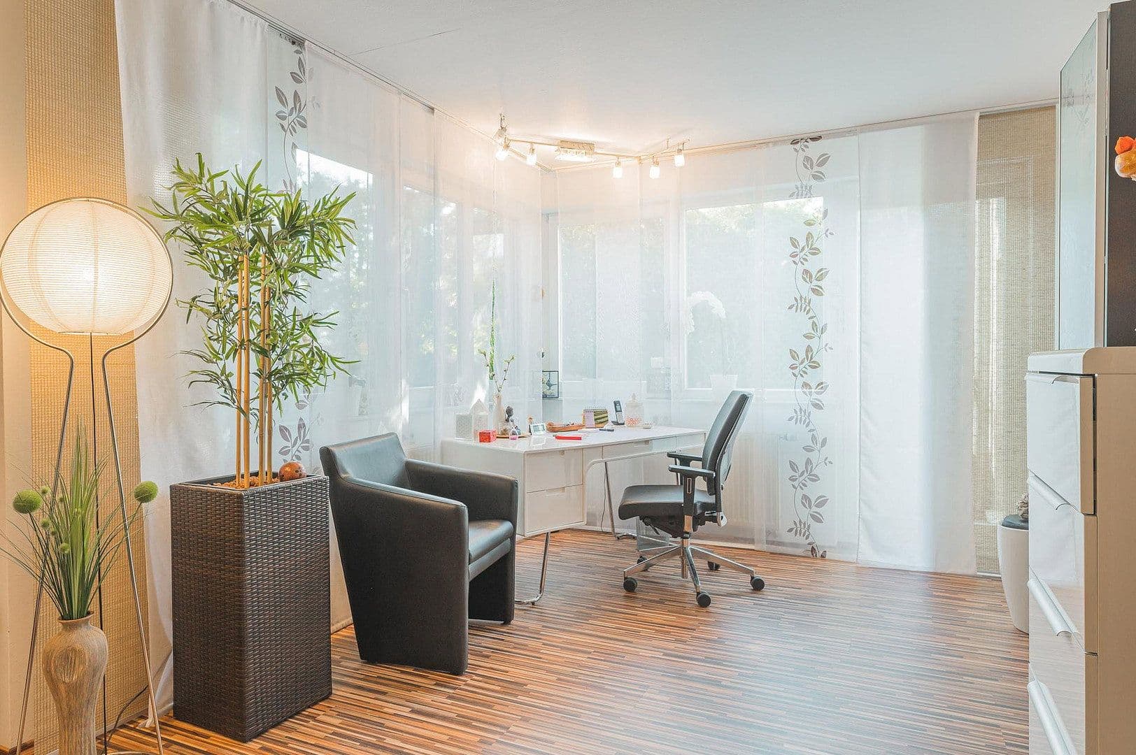 Prodej domu 283 m², pozemek 433 m², Weissach, Bádensko-Württembersko Prodej domu 283 m², pozemek 433 m², Weissach, Bádensko-Württembersko