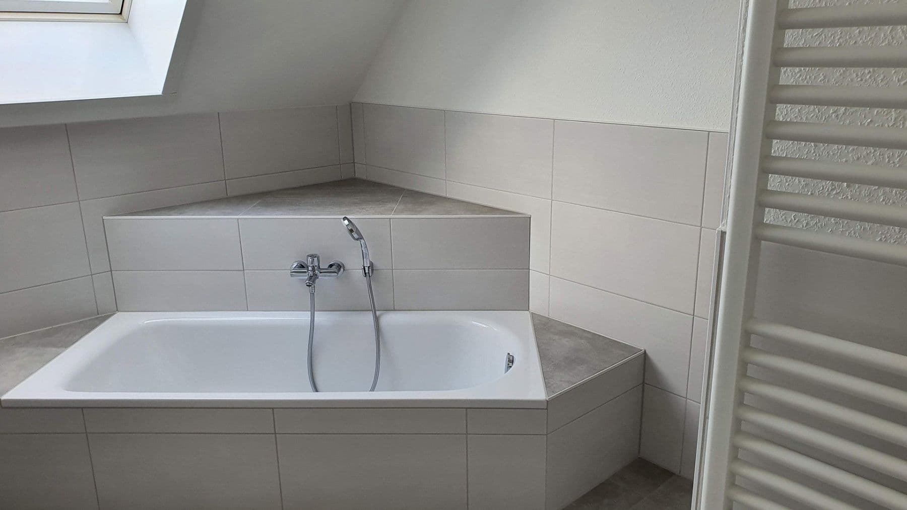 Pronájem bytu 4+kk 150 m², Schwäbisch Hall, Bádensko-Württembersko Pronájem bytu 4+kk 150 m², Schwäbisch Hall, Bádensko-Württembersko