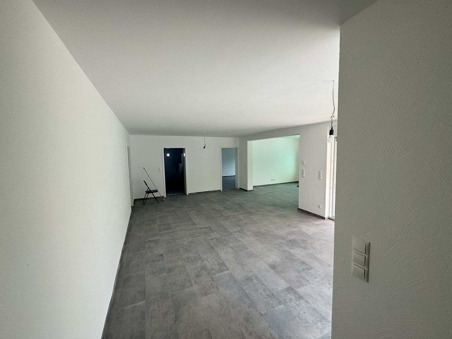 Pronájem bytu 3+1 130 m², Wehr, Porýní-Falc Pronájem bytu 3+1 130 m², Wehr, Porýní-Falc