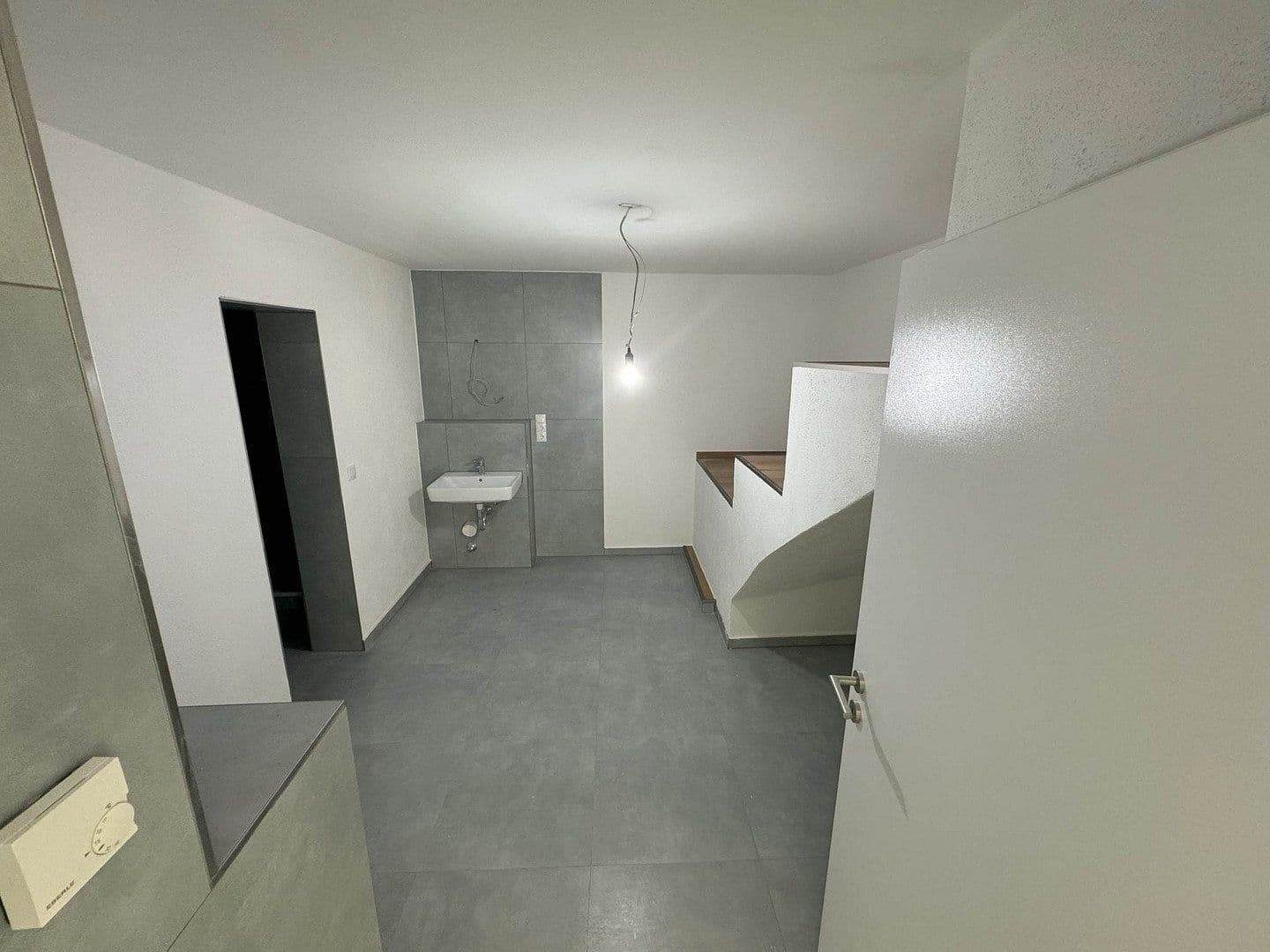 Pronájem bytu 3+1 130 m², Wehr, Porýní-Falc Pronájem bytu 3+1 130 m², Wehr, Porýní-Falc