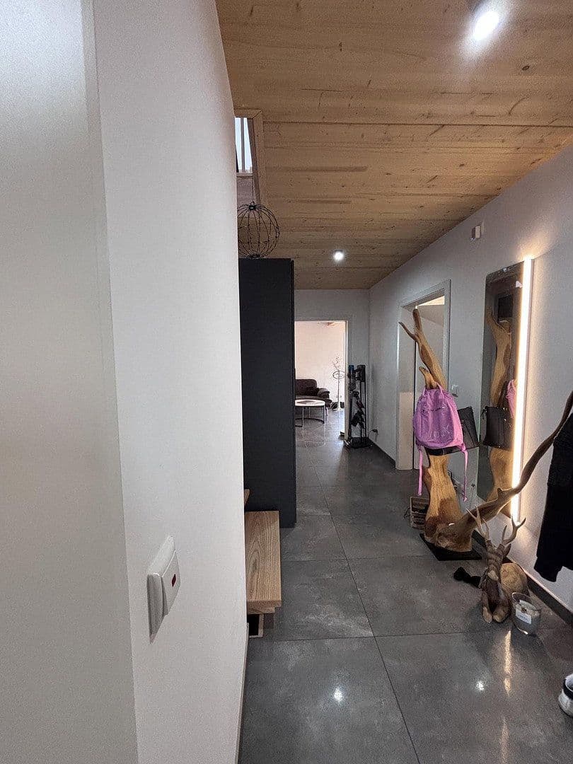 Prodej domu 146 m², pozemek 180 m², Feldkirchen-Westerham, Bavorsko Prodej domu 146 m², pozemek 180 m², Feldkirchen-Westerham, Bavorsko