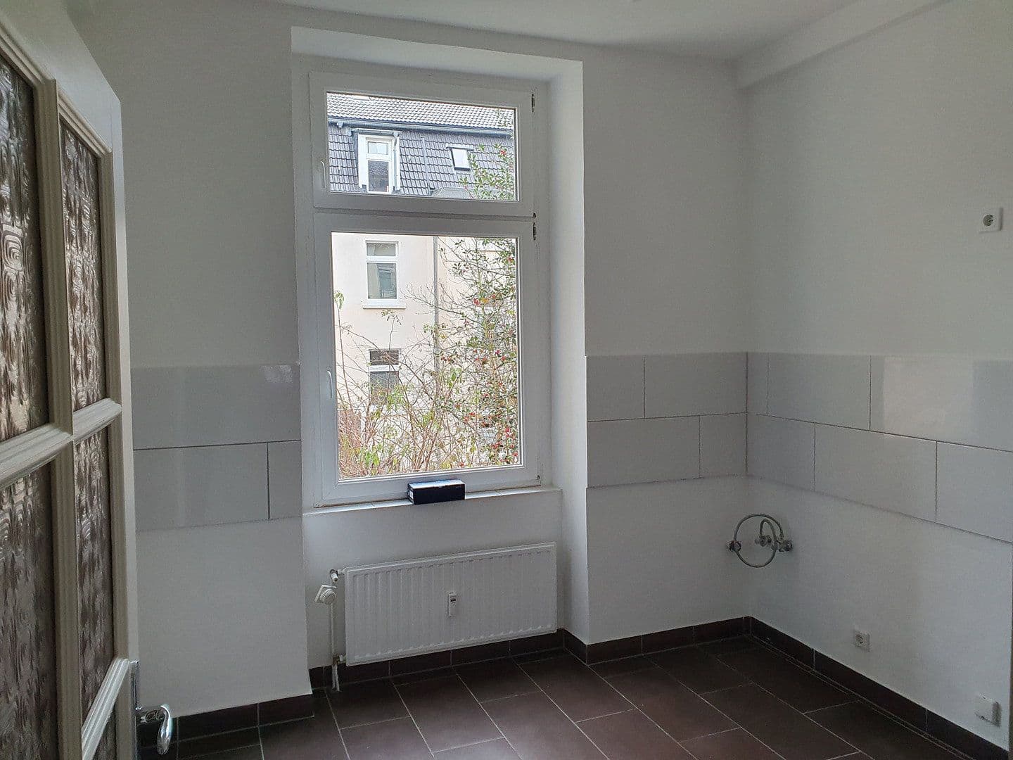 Pronájem bytu 3+1 90 m², Wuppertal OT Barmen, Severní Porýní-Vestfálsko Pronájem bytu 3+1 90 m², Wuppertal OT Barmen, Severní Porýní-Vestfálsko