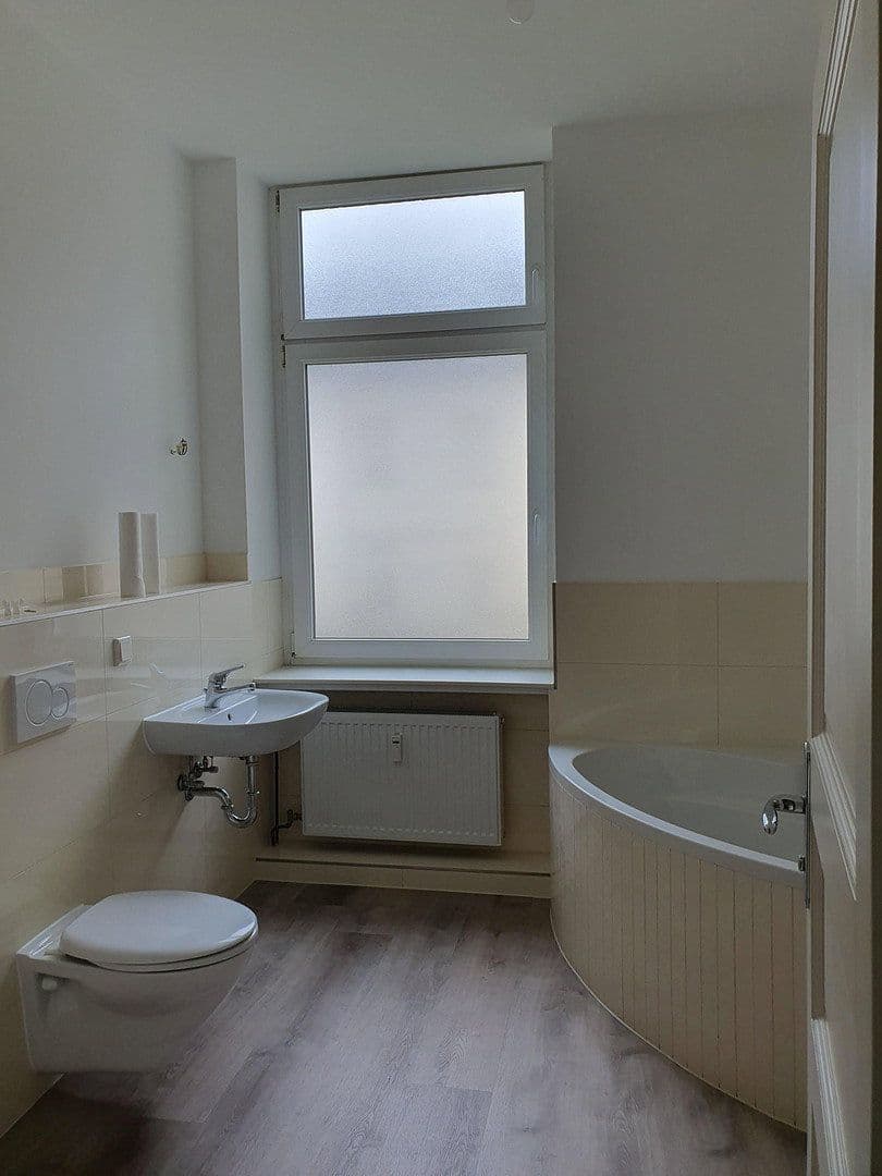 Pronájem bytu 3+1 90 m², Wuppertal OT Barmen, Severní Porýní-Vestfálsko Pronájem bytu 3+1 90 m², Wuppertal OT Barmen, Severní Porýní-Vestfálsko