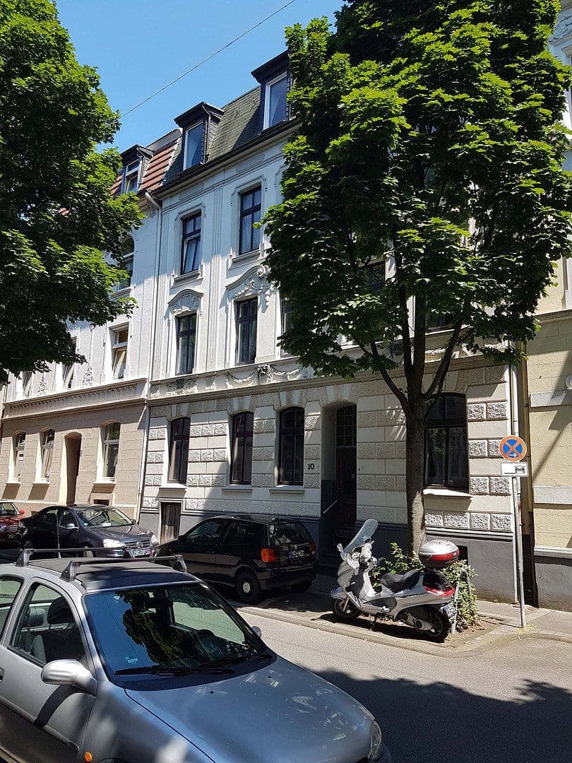 Pronájem bytu 3+1 90 m², Wuppertal OT Barmen, Severní Porýní-Vestfálsko Pronájem bytu 3+1 90 m², Wuppertal OT Barmen, Severní Porýní-Vestfálsko