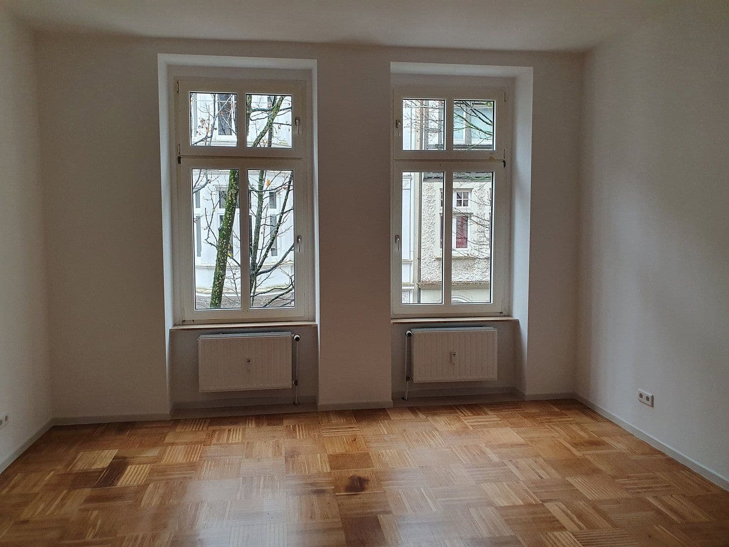 Pronájem bytu 3+1 90 m², Wuppertal OT Barmen, Severní Porýní-Vestfálsko Pronájem bytu 3+1 90 m², Wuppertal OT Barmen, Severní Porýní-Vestfálsko