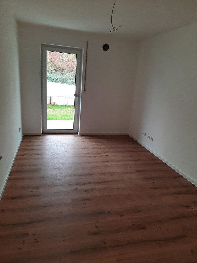 Pronájem bytu 3+1 97 m², Weng, Bavorsko Pronájem bytu 3+1 97 m², Weng, Bavorsko