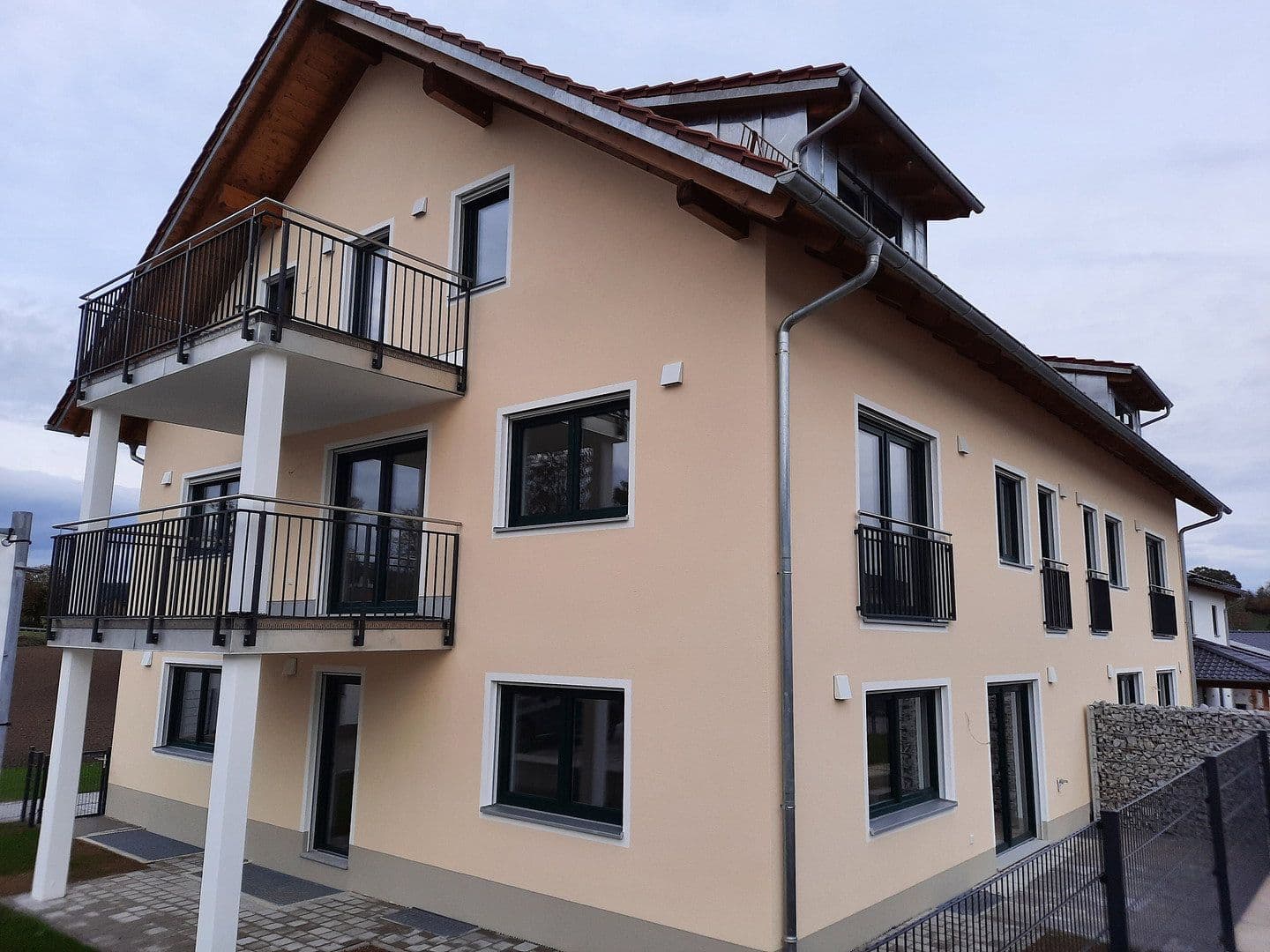 Pronájem bytu 3+1 97 m², Weng, Bavorsko Pronájem bytu 3+1 97 m², Weng, Bavorsko