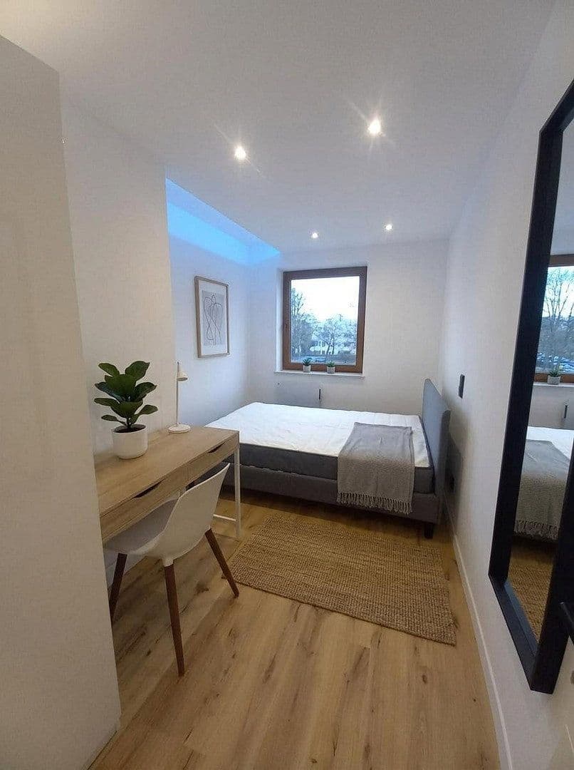 Pronájem bytu 13 m², Boschetsriederstr. 121, München, Bavorsko Pronájem bytu 13 m², Boschetsriederstr. 121, München, Bavorsko