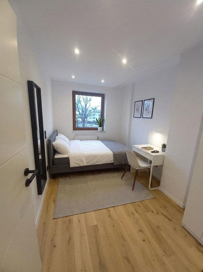 Pronájem bytu 13 m², Boschetsriederstr. 121, München, Bavorsko Pronájem bytu 13 m², Boschetsriederstr. 121, München, Bavorsko