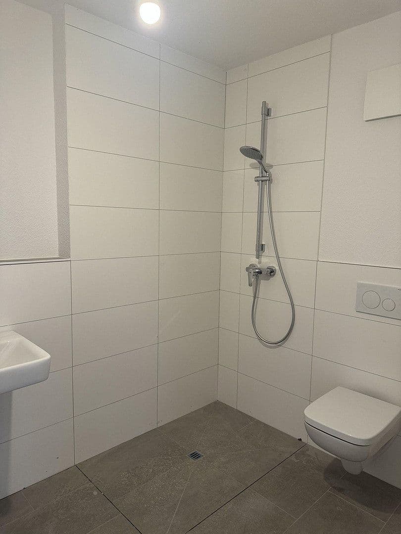 Pronájem bytu 4+1 102 m², Offenbach am Main, Hessen Pronájem bytu 4+1 102 m², Offenbach am Main, Hessen