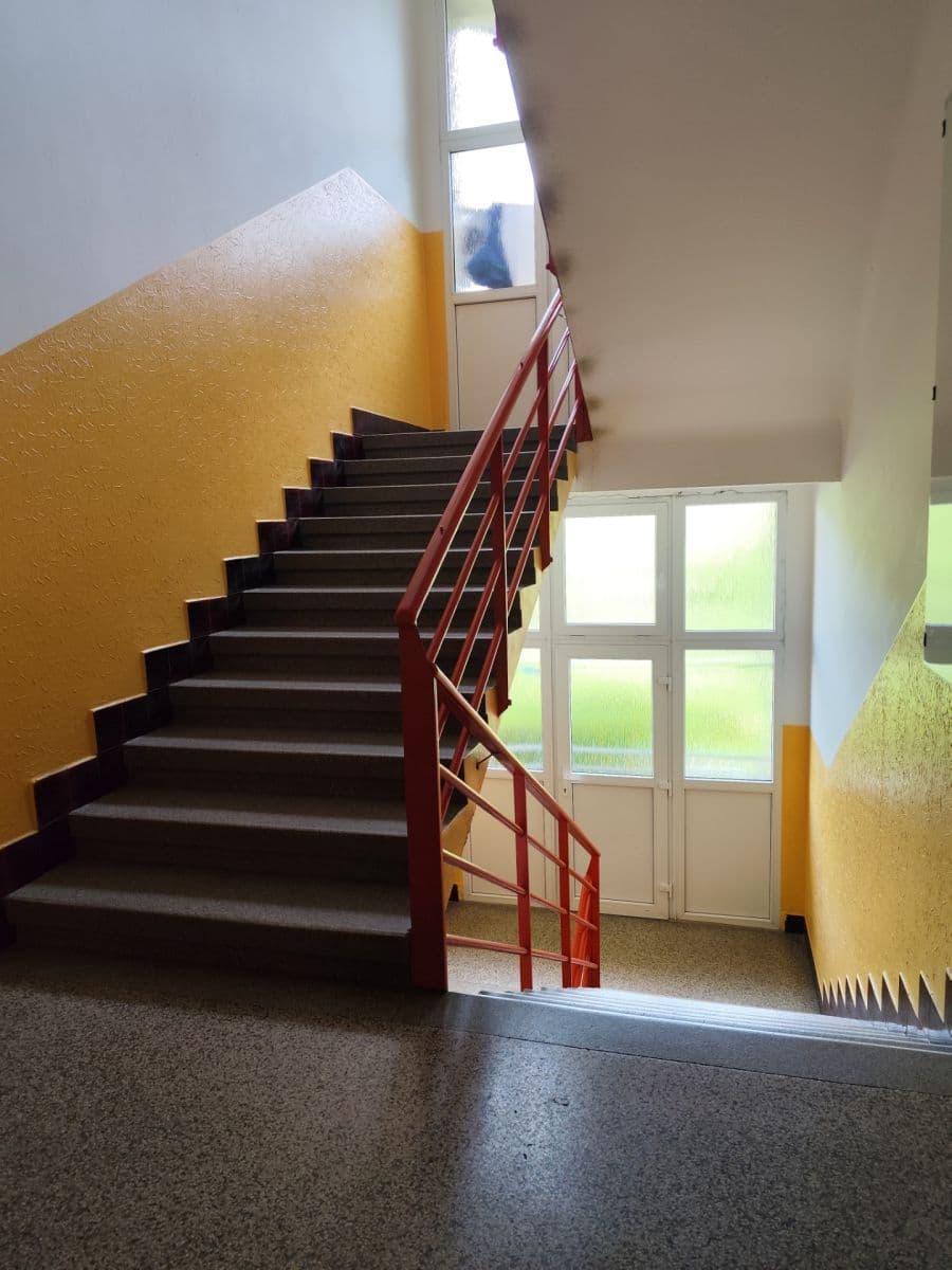 Pronájem bytu 1+1 43 m², V Zálomu, Praha, Praha Pronájem bytu 1+1 43 m², V Zálomu, Praha, Praha