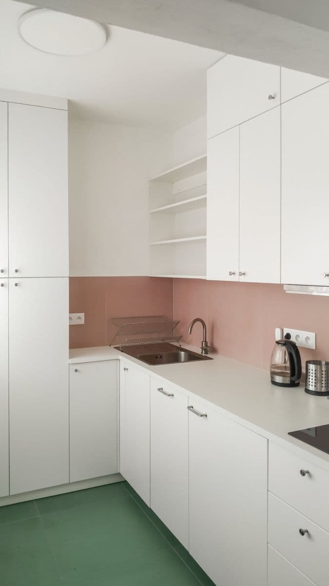 Pronájem bytu 1+kk 28 m², Semilská, Praha, Praha Pronájem bytu 1+kk 28 m², Semilská, Praha, Praha