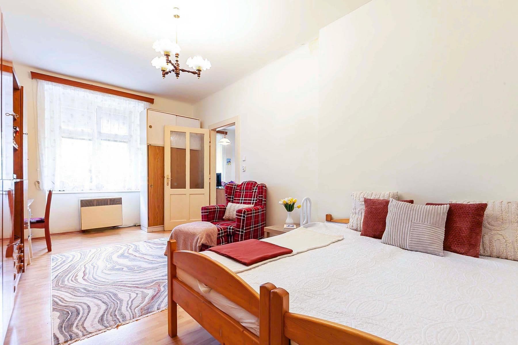 Prodej bytu 2+kk 41 m², Nemocniční, Praha, Praha Prodej bytu 2+kk 41 m², Nemocniční, Praha, Praha