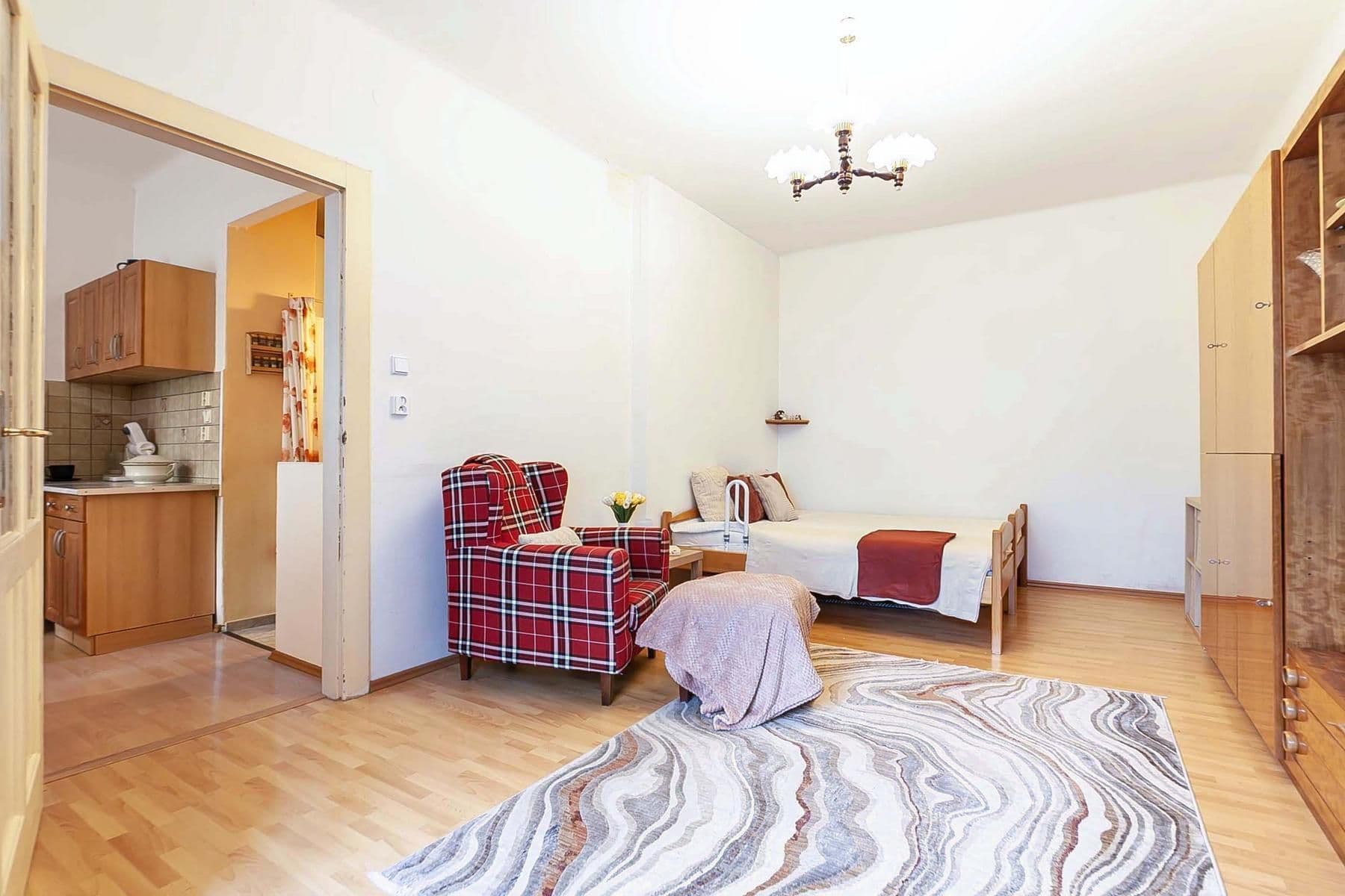 Prodej bytu 2+kk 41 m², Nemocniční, Praha, Praha Prodej bytu 2+kk 41 m², Nemocniční, Praha, Praha