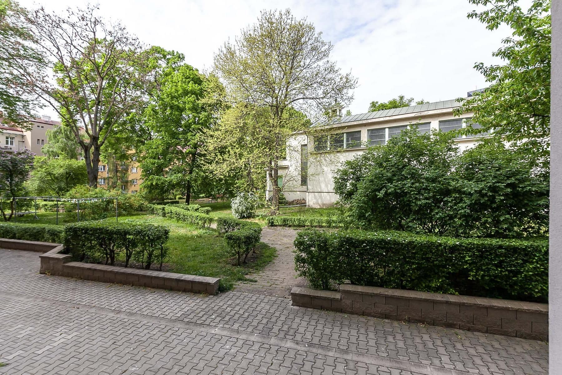 Prodej bytu 2+kk 41 m², Nemocniční, Praha, Praha Prodej bytu 2+kk 41 m², Nemocniční, Praha, Praha
