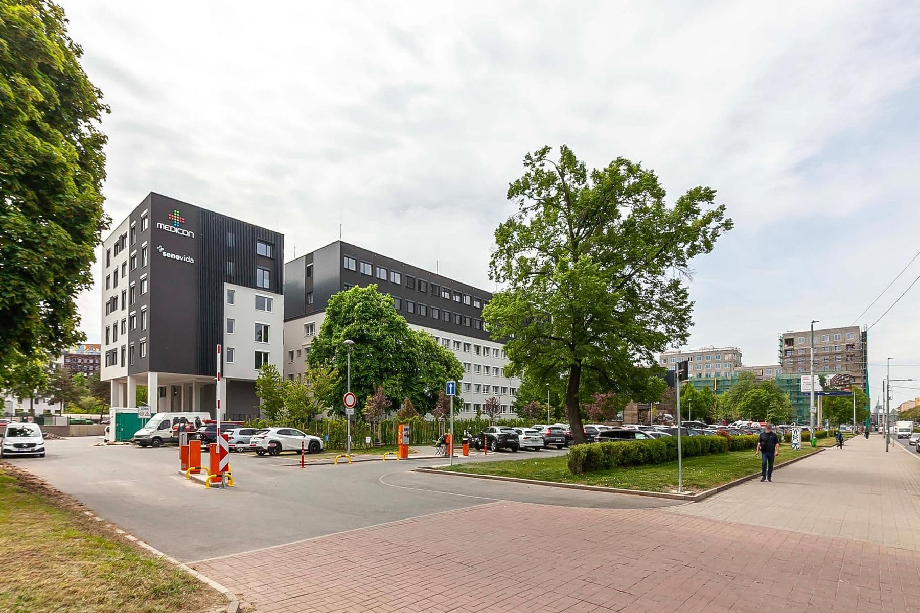 Prodej bytu 2+kk 41 m², Nemocniční, Praha, Praha Prodej bytu 2+kk 41 m², Nemocniční, Praha, Praha